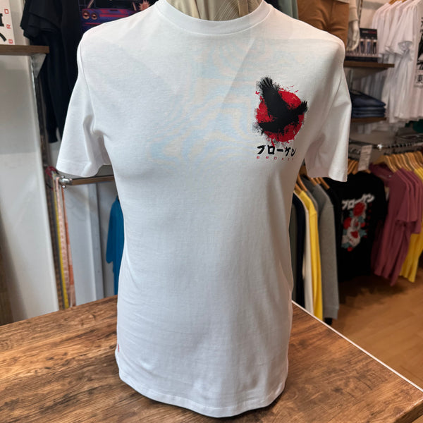 B R O K E N Organic T-shirt - RAVEN
